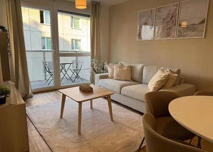 2Br, Balcony, Central, Danube, U6 & S-Bahn - Axara Housing Brn 38