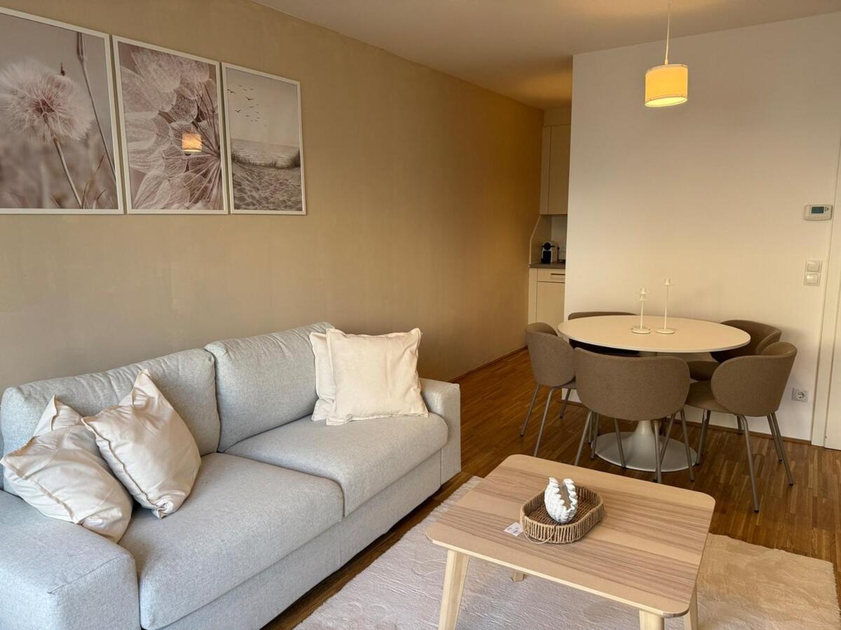 Apartment 2br, Balcony, Central, Danube, U6 & S-bahn - Axara Housing Brn 38